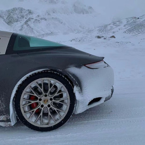 体育生自慰喷浆Gay学长
