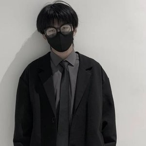 体育生自慰喷浆Gay学长
